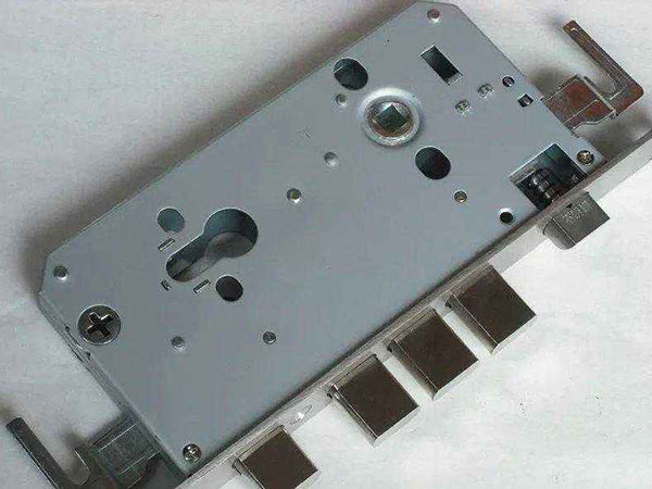 永嘉24小时上门开锁公司